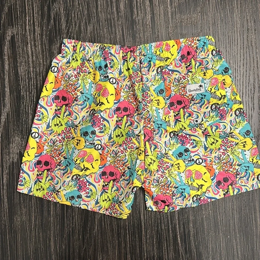 Men’s Boardies Skull Grillz Swim Trunks, Size Medium
